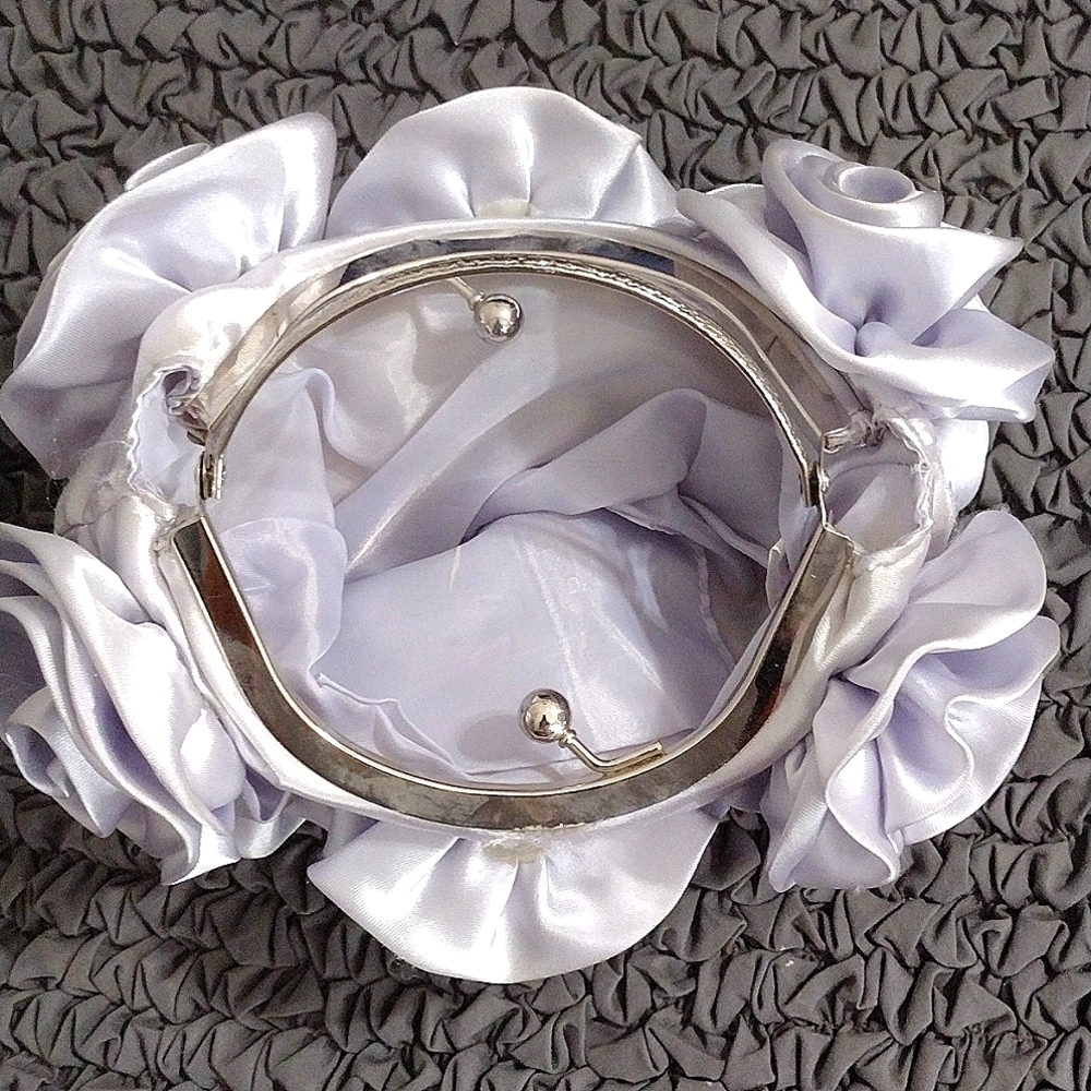 Lavender Evening Bag - Picture 4 of 6